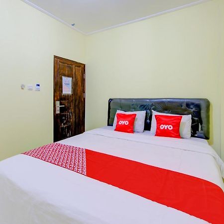 Oyo 3791 Hotel Kja Теґал Екстер'єр фото